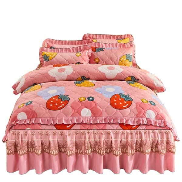 American style plant flower Velvet Winter Strawberry Printed Diamond Quilted Pink 4pcs Bedding Sets