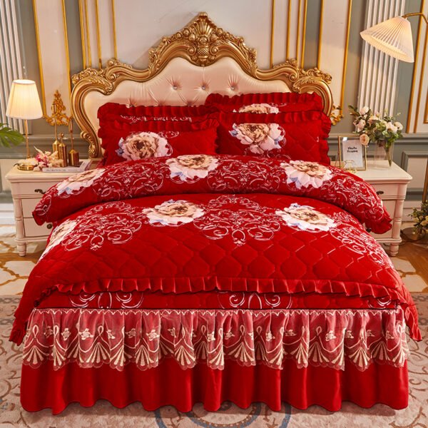 American style plant flower Velvet Winter Strawberry Printed Diamond Quilted Pink 4pcs Bedding Sets - Image 54