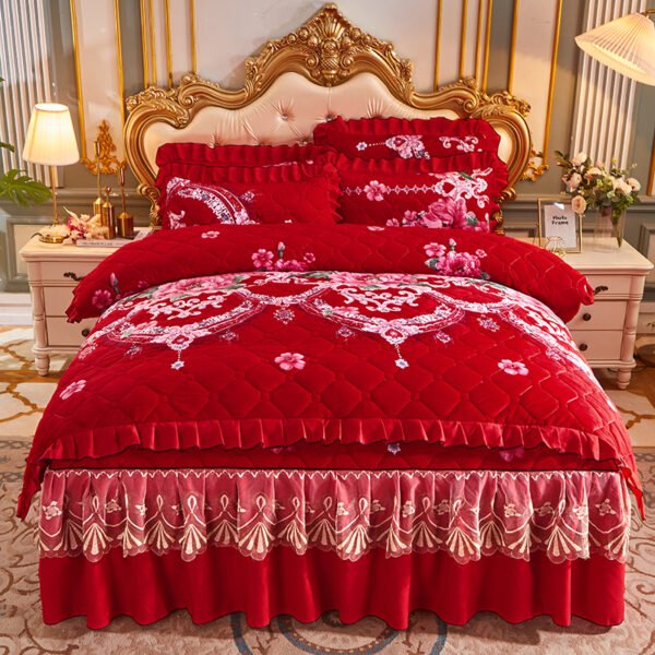 American style plant flower Velvet Winter Strawberry Printed Diamond Quilted Pink 4pcs Bedding Sets - Image 56